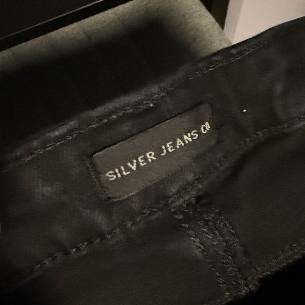 Silver Jeans Co. Dark Denim - image 2